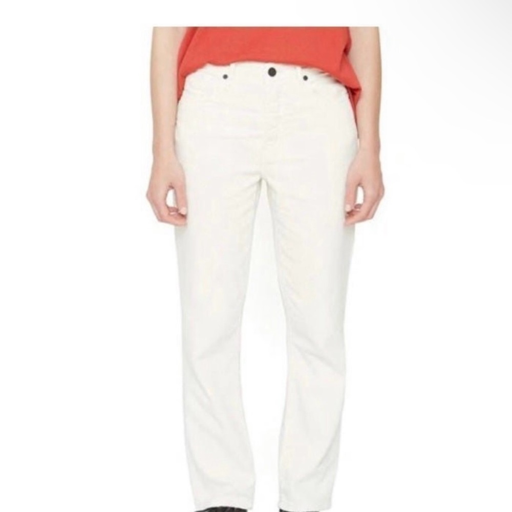 Cream Straight Leg Jeans with Minimalist Style
